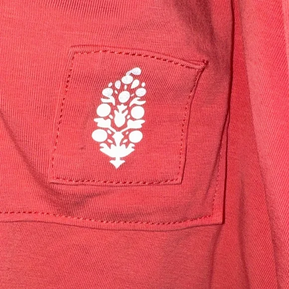 NWT - FP Movement Hot Shot Hooded Layer in the color Hibiscus - Picture 3 of 4